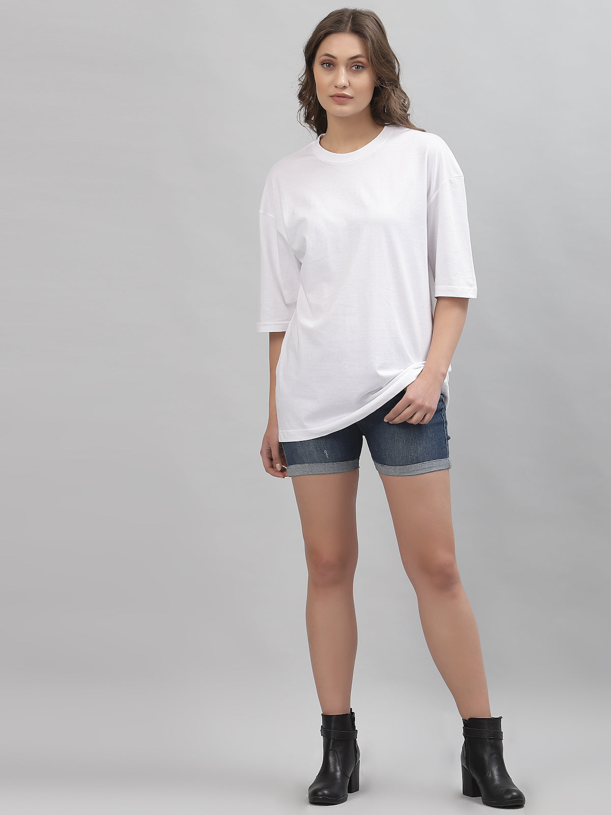 womens plain white oversized tee